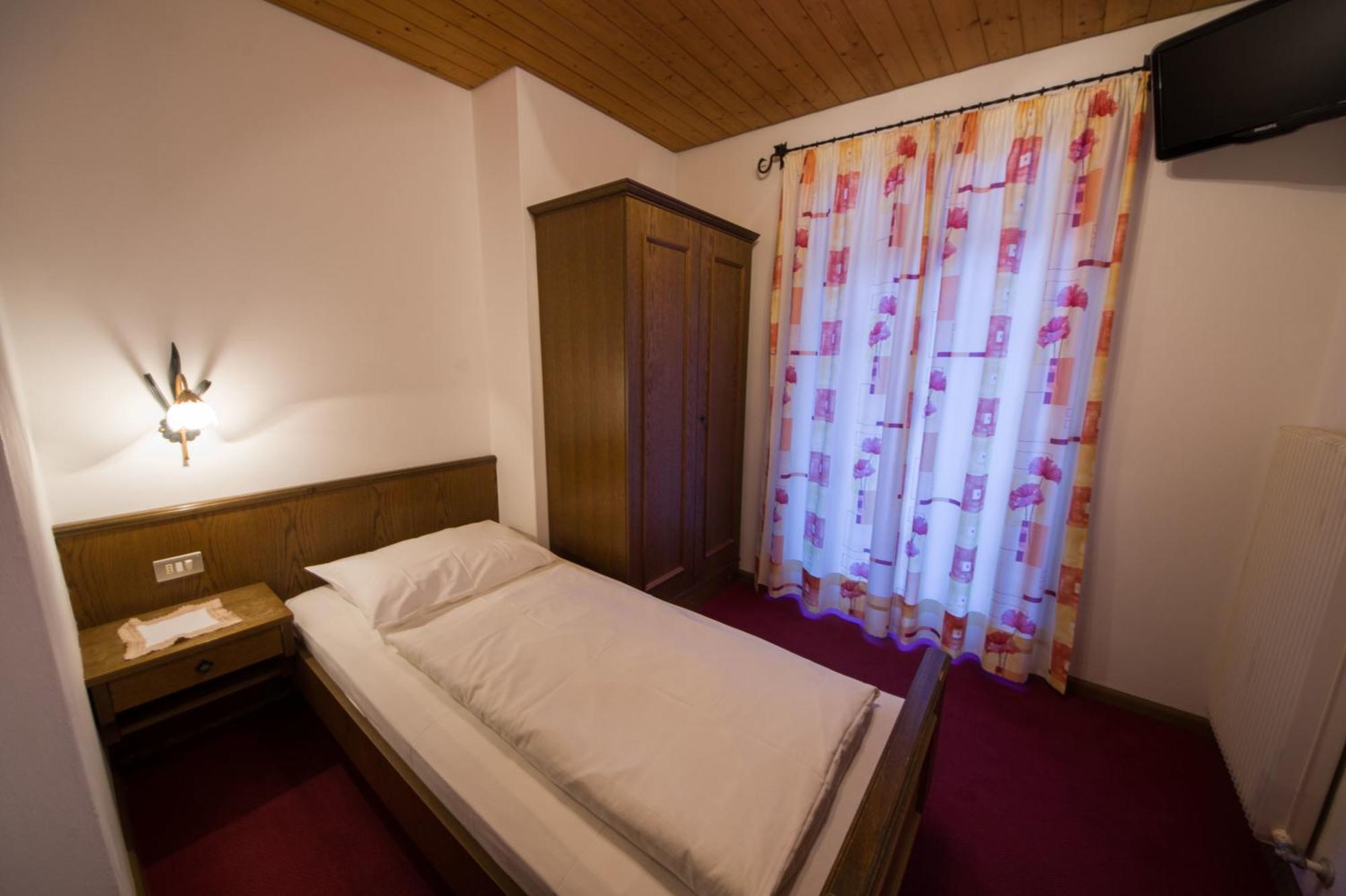 Gasthof Loewen Nova Levante Habitación foto